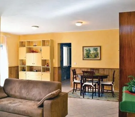 Casa Rossa 公寓 *